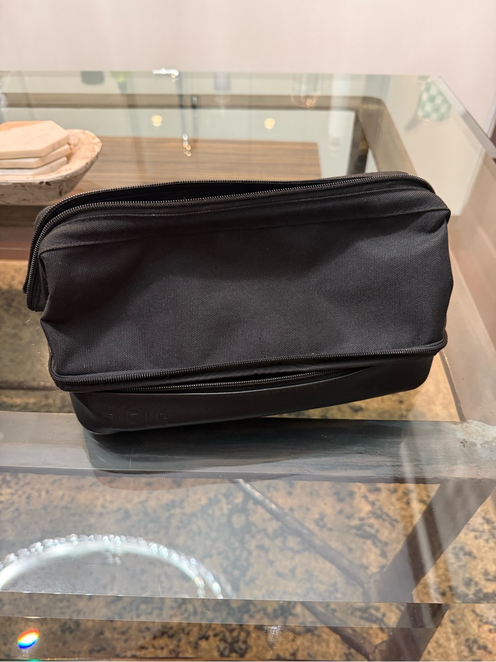 Beis Dopp kit in black